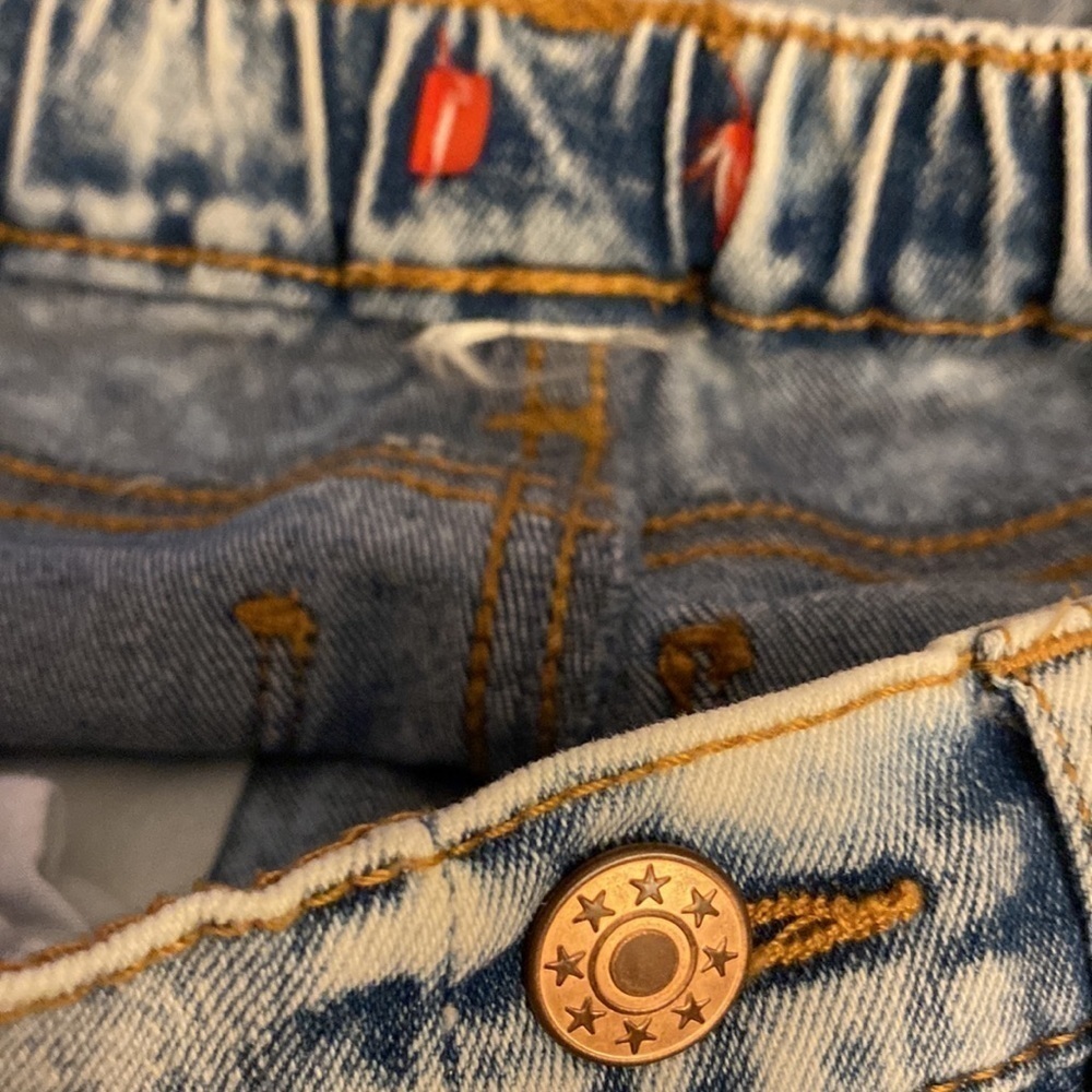 Distressed stonewashed blue jeans pants unisex see measurements below. L-06 - Picture 3 of 3